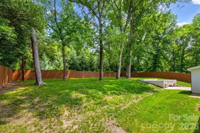 1142 Fox Run Drive, Charlotte, NC 28212 - Photo 32