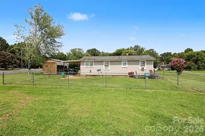 907 Lakeview Drive, Pineville, NC 28134 - Photo 14