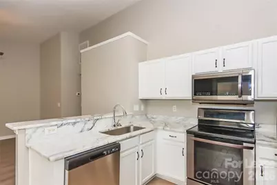 2017 Clear Brooke Drive, Kannapolis, NC 28083 - Photo 4