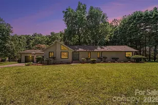 13520 Andulusian Dr, Matthews, NC 28105 - Photo 2