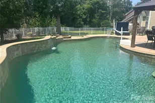 3812 Litchfield Dr, Waxhaw, NC 28173 - Photo 2