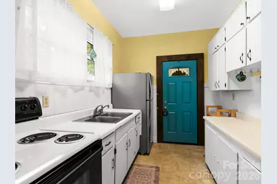 27 Warwick Road, Asheville, NC 28803 - Photo 14