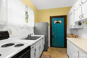 27 Warwick Rd, Asheville, NC 28803 - Photo 14