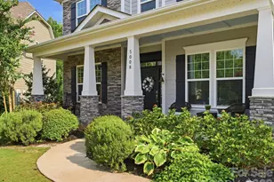 5008 Lydgate Dr, Waxhaw, NC 28173 - Photo 2