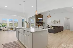 5008 Lydgate Dr, Waxhaw, NC 28173 - Photo 10