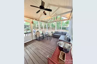 8929 Gamesford Drive, Charlotte, NC 28277 - Photo 6
