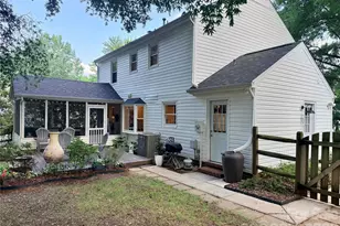 8929 Gamesford Dr, Charlotte, NC 28277 - Photo 4