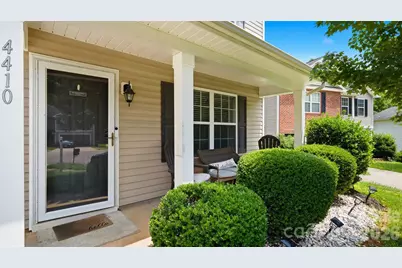 4410 Austin Dekota Drive, Charlotte, NC 28269 - Photo 2