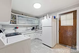 1659 Maple Ave, Albemarle, NC 28001 - Photo 8