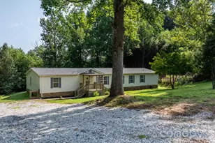 2786 Ridgecreek Dr, Morganton, NC 28655 - Photo 4