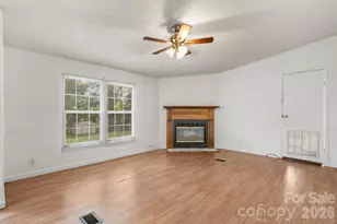2786 Ridgecreek Dr, Morganton, NC 28655 - Photo 14