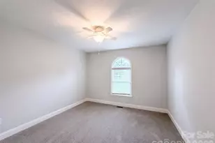 106 Millbranch Ln, Statesville, NC 28625 - Photo 8