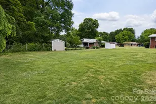 1857 8th St Dr NE, Hickory, NC 28601 - Photo 4