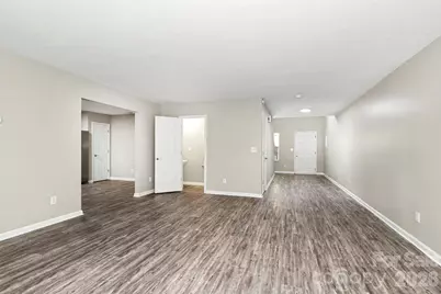 3219 Decapolis Drive, Charlotte, NC 28215 - Photo 6