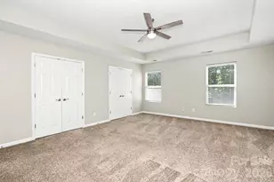 3219 Decapolis Dr, Charlotte, NC 28215 - Photo 14
