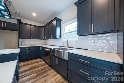 317 Old Airport Road #33, Statesville, NC 28677 - Photo 4