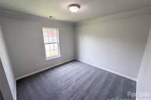 5732 Wallace Cabin Dr, Charlotte, NC 28212 - Photo 14