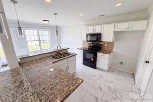 5732 Wallace Cabin Dr, Charlotte, NC 28212 - Photo 8