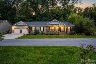 101 Plato Pl, Etowah, NC 28729 - Photo 1