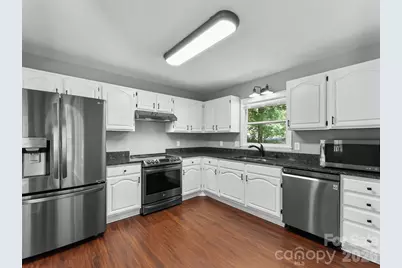 218 Junaluska Oaks Drive, Waynesville, NC 28786 - Photo 16