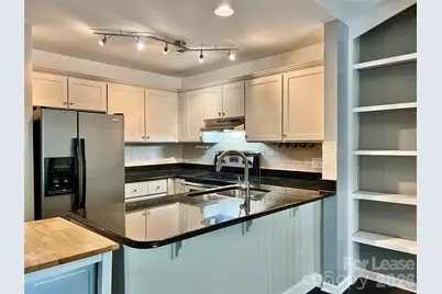 3306 Selwyn Farms Lane #7, Charlotte, NC 28209 - Photo 4