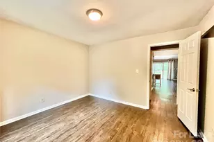 3306 Selwyn Farms Ln, Charlotte, NC 28209 - Photo 12