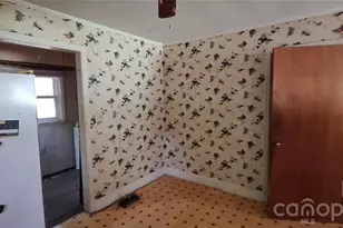 1036 Curve View Rd, Lincolnton, NC 28092 - Photo 18