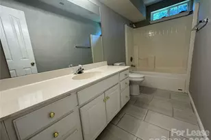 4412 David Cox Rd, Charlotte, NC 28269 - Photo 16