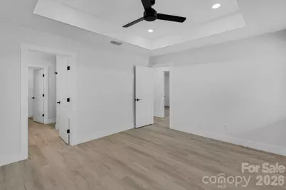 510 E Second Avenue, Gastonia, NC 28054 - Photo 8