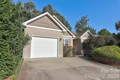 102 Woodcreek Circle, Swannanoa, NC 28778 - Photo 2