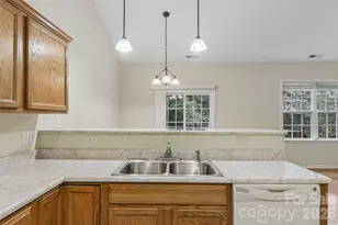 102 Woodcreek Cir, Swannanoa, NC 28778 - Photo 16
