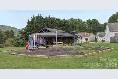 102 Woodcreek Circle, Swannanoa, NC 28778 - Photo 36