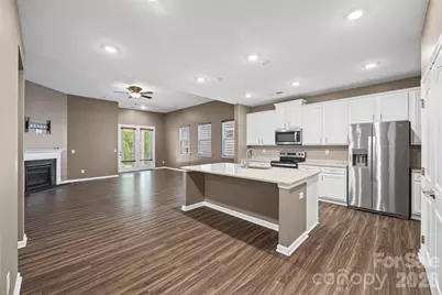 596 Rustlewood Way #16, Rock Hill, SC 29732 - Photo 4