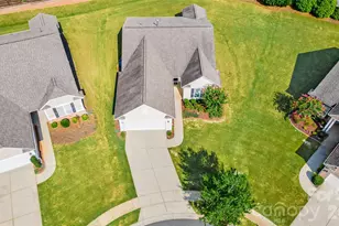 2059 Moultrie Ct, Fort Mill, SC 29707 - Photo 30