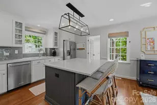 3901 Severn Ave, Charlotte, NC 28210 - Photo 16