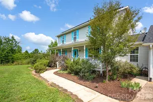 10724 Kingsview Dr, Davidson, NC 28036 - Photo 4