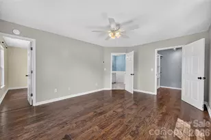 10724 Kingsview Dr, Davidson, NC 28036 - Photo 24