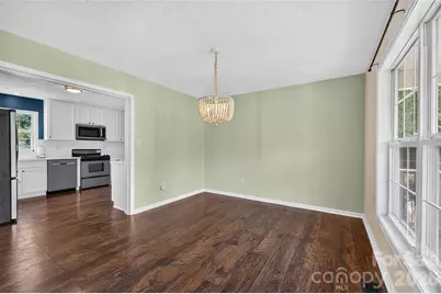 10724 Kingsview Drive, Davidson, NC 28036 - Photo 12