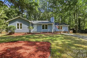 6324 Saddlewood Dr, Waxhaw, NC 28173 - Photo 2
