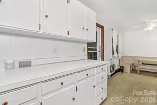 18 Leisure Mountain Rd, Asheville, NC 28804 - Photo 12