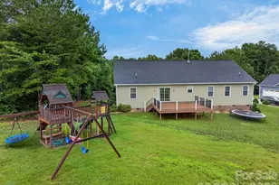 8 Waterford Ct, Granite Falls, NC 28630 - Photo 4