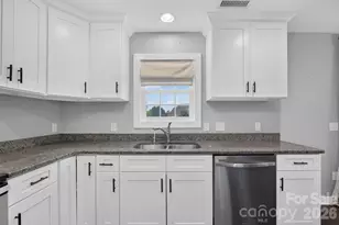 8 Waterford Ct, Granite Falls, NC 28630 - Photo 16