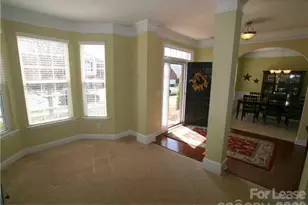10132 Montrose Dr NW, Charlotte, NC 28269 - Photo 8