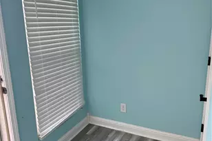 1050 21st Ave NW, Hickory, NC 28601 - Photo 8
