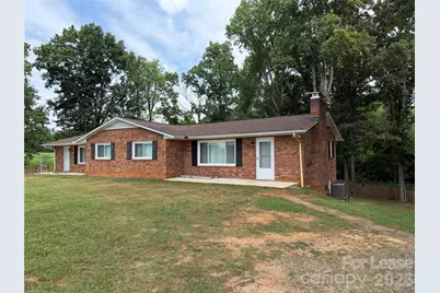 147 Crooked Lane, Statesville, NC 28625 - Photo 1