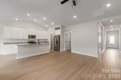 8122 Cravat Court, Charlotte, NC 28215 - Photo 4