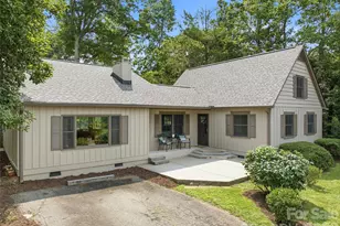 279 Longview Dr, Waynesville, NC 28786 - Photo 2