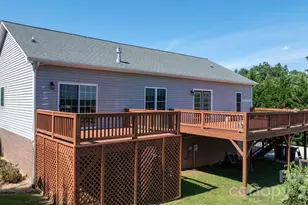 5395 Stonegate Farm Dr, Granite Falls, NC 28630 - Photo 2