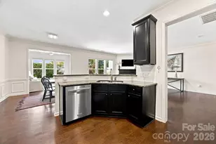 5842 Glassport Ln, Charlotte, NC 28210 - Photo 12