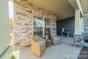 918 Kirby Dr, Fort Mill, SC 29715 - Photo 2